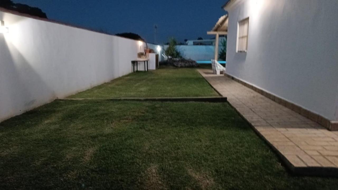 Las Casitas De La Barrosa Con Jardin Y Piscina Chiclana de la Frontera Luaran gambar